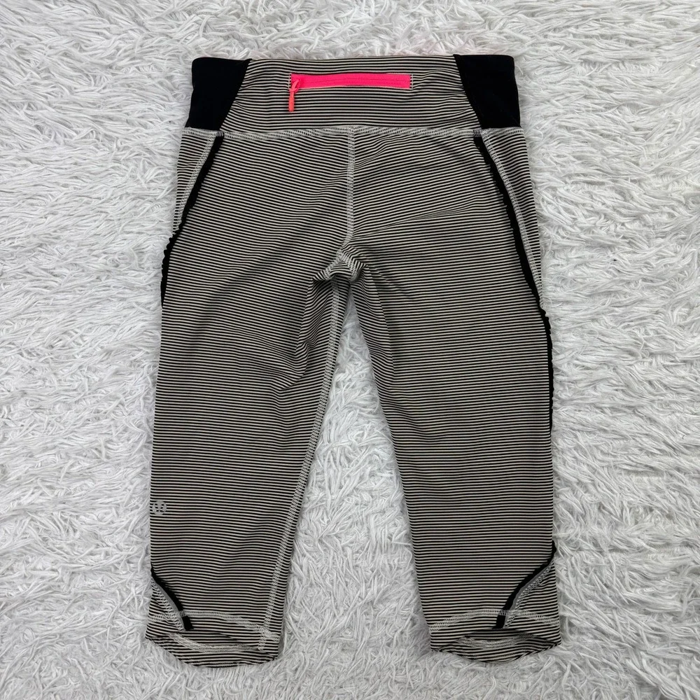 Lululemon Pants Womens 4 Black & White Striped Cropped Leggings Zip Pocket 16